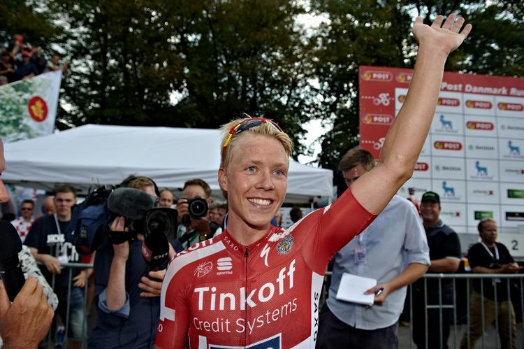 VINDEREN. Når nu indehaveren af førertrøjen ikke kunne vinde, så passede den fint i Saxo-Tinkoffs planer, at Michael Valgren snuppede sejren. 