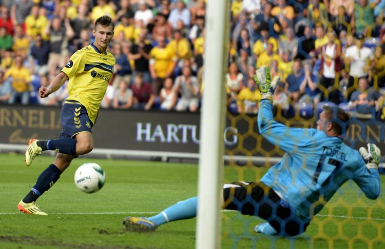 1-0. Efter 7 minutter scorede nordmanden Elbasan Rashani sit første mål for Brøndby, men det rakte kun til uafgjort. 