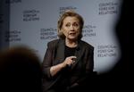 UNDREN. USA's Hillary Clinton kritiserer reaktionen mod Israel og undrer sig over, at massakrerne i Syrien og Irak eller krisen i Ukraine ikke udløser samme støttereaktioner som Gaza får. 