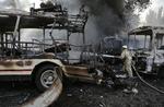 Borgerkrig. Storbyen Donetsk var i weekenden ramt af voldsomme kampe, der blandt andet gik ud over en bus. 
