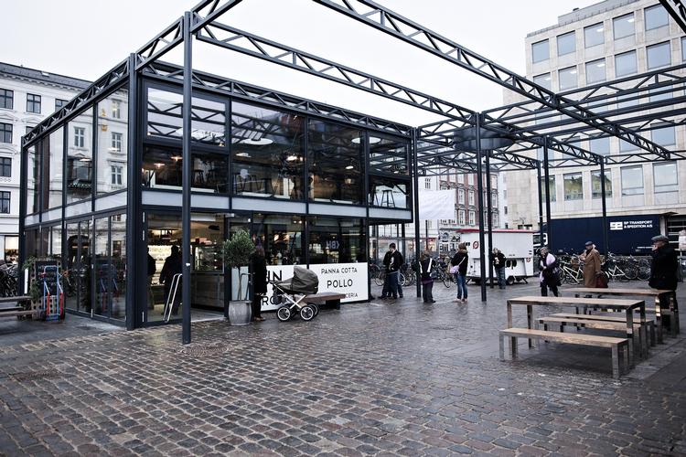 Svindel. Kunder i Torvehallerne i København fik scannet og kopieret deres kreditkort. 