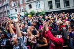 Strøm. Der er elektroniske events over hele byen i løbet af ugen. 
