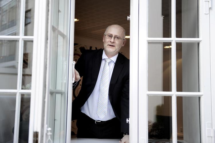 godt. Direktøren i Realkreditforeningen, Karsten Beltoft, roser regeringens varslede indgreb, som skal begrænse de afdragsfrie boliglån og de populære et-årige flekslån. 