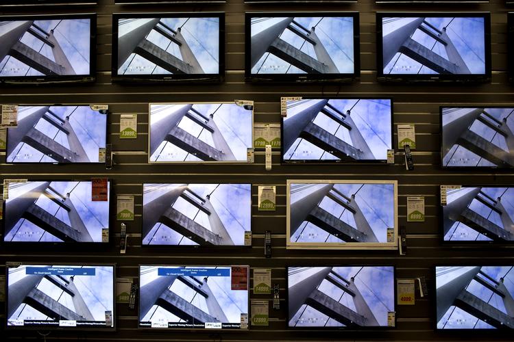 HD. TV-skærme fås ikke længere kun med HD, men også mange andre skærmopløsninger. 