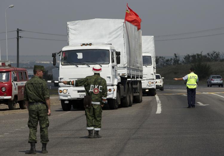 Konvoj. Flere medier melder, at den russiske konvoj nu er kørt ind i Ukraine. 