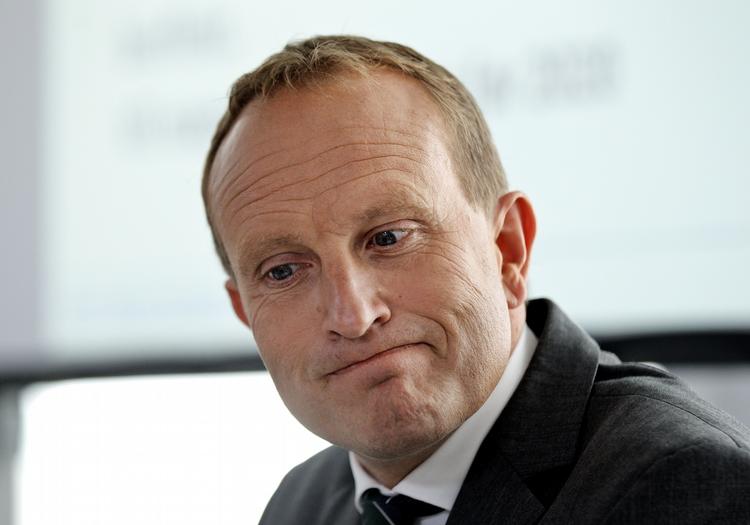 Irak. Den danske udenrigsminister Martin Lidegaard (R) vil have sine EU-kolleger til at hjælpe med at bistå våbenaktion i Irak. 
