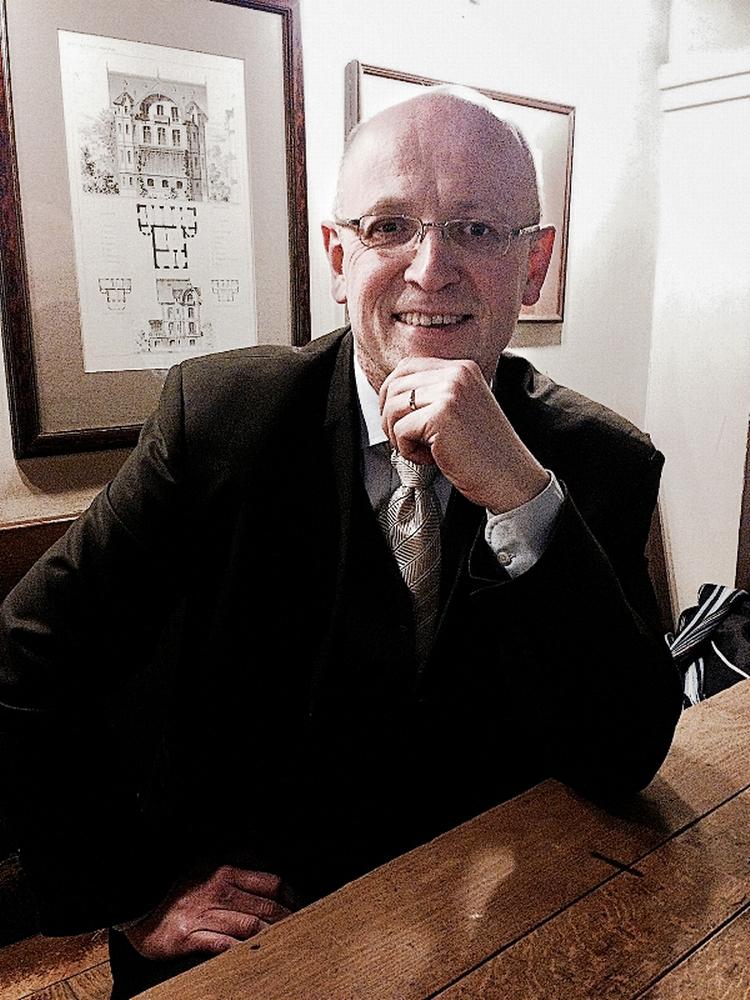 karriereskift. Ronny Boesing er tidligere musiksælger. For knap tre måneder siden etablerede han en af verdens nye digitale valutaer for bitcoin. 