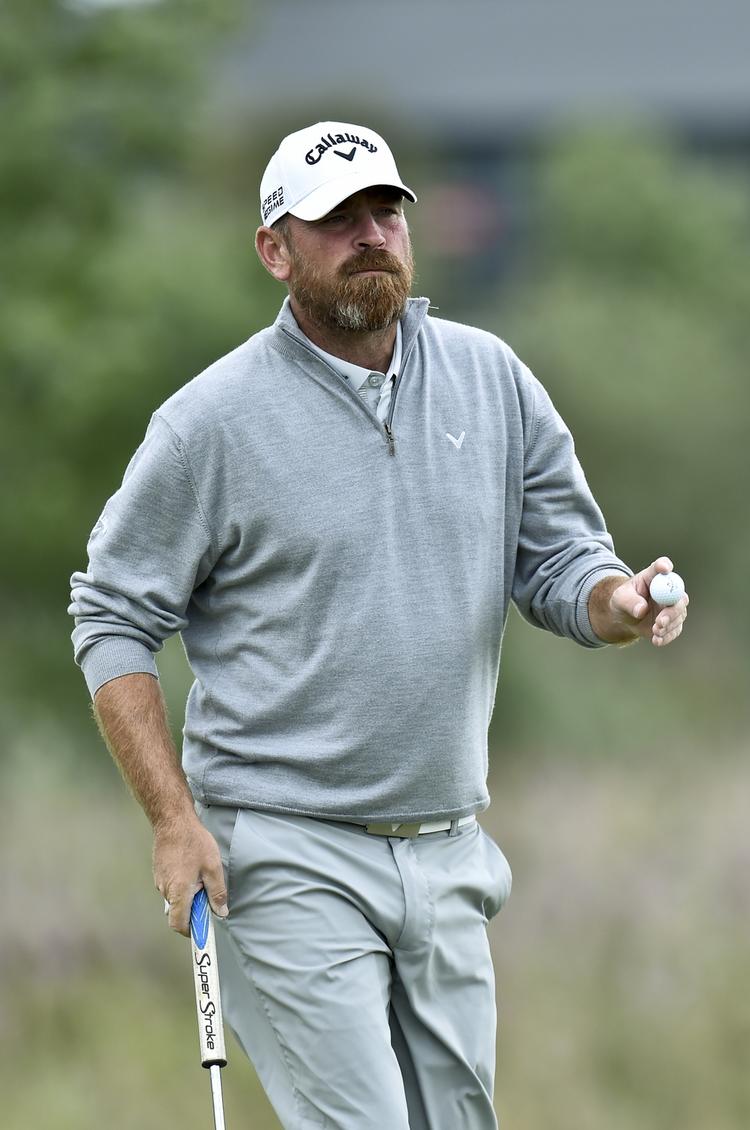 bagud. Thomas Bjørn får svært ved at komme til tops i Himmerland, hvor danskeren havde en skidt runde lørdag. 
