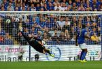 2-2. Kasper Schmeichel havde ikke mange muligheder for at afværge de to scoringer mod Leicester. 