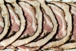 Listeria. De første 10 ud af cirka 40 virksomheder, der undlod at trække listeriabefængt pålæg og kød tilbage,  har nu modtaget en bøde fra Fødevarestyrelsen. 