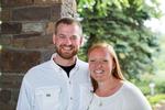 33-årige Brantly (tv.) var udsendt til Liberia af de to organisationer, Samaritan's Purse og SIM USA. Han  behandlede patienter, som var smittet med ebola-virus og underviste andre i, hvordan man udførte arbejdet. 