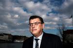 Negligering. Handelsminister Mogens Jensen (S) favoriserer små virksomheder i ny eksportstrategi, selv om det hyrede konsulentfirma mener, at staten »overfokuserer på små virksomheder«. 