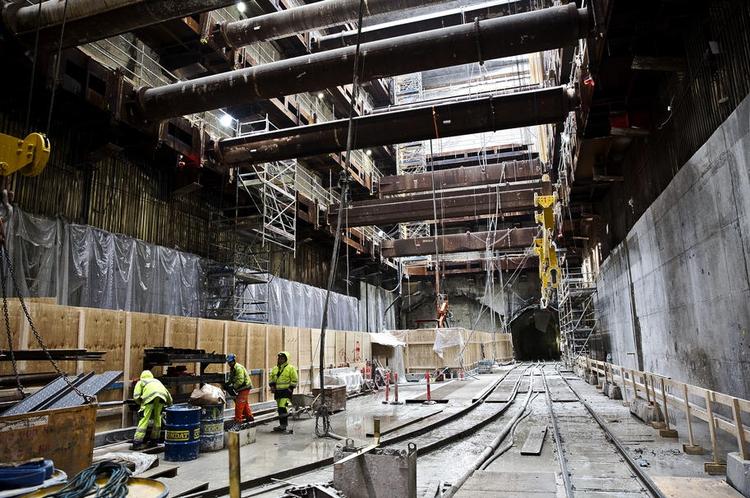 BYGGERI. Metroselskabet har indimellem mistanke om, at enkelte virksomheder ikke overholder reglerne, lyder det fra direktøren. 