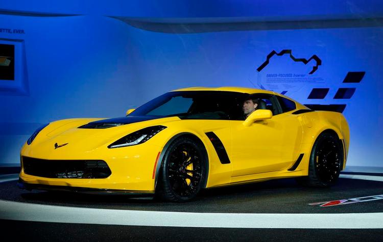 Misbrug. En Chevrolet Corvette kan friste til, at der bliver kørt vildt. Men ejeren får nu hjælp af en ny sladrehank. 