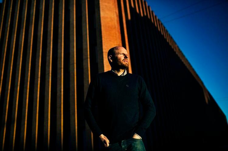 Opråb. Det var Hans Bøgesvang Riis, der satte fokus på Arbejdsskadestyrelsens tvivlsomme afgørelser, da han i efteråret 2013 forlod jobbet som jurist i styrelsen og stod frem med en sønderlemmende kritik af den faglige standard. 