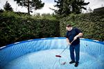 midaldrende. »Jeg kan godt se, hvad der vælter mig, når jeg er til samtale. Det er ikke mine kvalifikationer, og det er ikke min person - det er min alder«, siger 52-årige Peter Jessen Lund. 