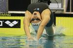 RYGCRAWL. Efter guldet i 100 meter rygcrawl var Mie Ø. Nielsen den hurtigste i det indledende heat i 50 meter rygcrawl. 