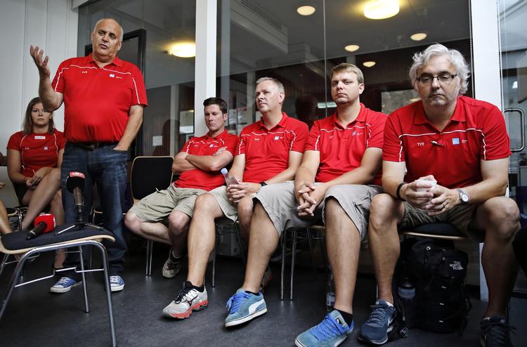 TRÆNERSTABEN. Ved EM i Berlin udgøres den danske trænerstab af Nick Juba (landstræner), Shannin Rollason (cheftræner på NTC), Eyleifur Johannesson (klubtræner i Aalborg), Stefan Hansen (assistenttræner på NTC) og Carles Subirana (klubtræner i Sigma). 