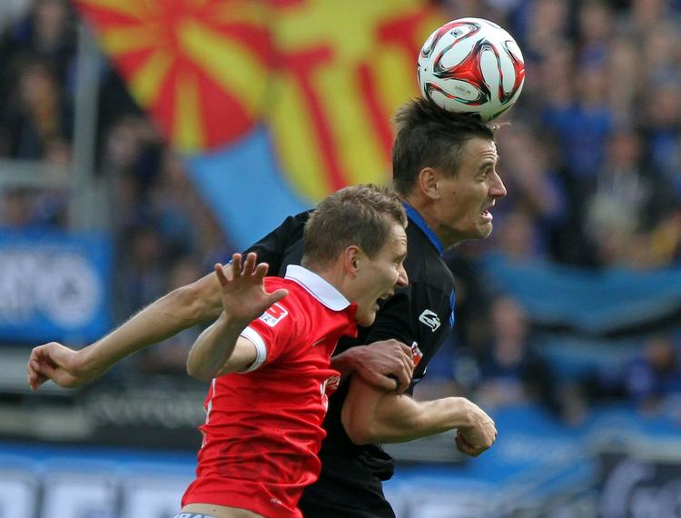 2-2. det var ikke kønt, da Mainz kun med det yderste af neglene reddede uafgjort mod oprykkeren Paderborn. 