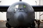 Luftstøtte. Et dansk Hercules-fly skal flyve våben til kurderne i Irak. Her er er lignende fly under mission i Afghanistan i 2012. 