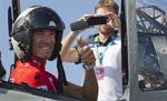 Fokus. Alejandro valverde indledte mandagen med at prøve at sidde i et af den spanske hærs jagerfly. 