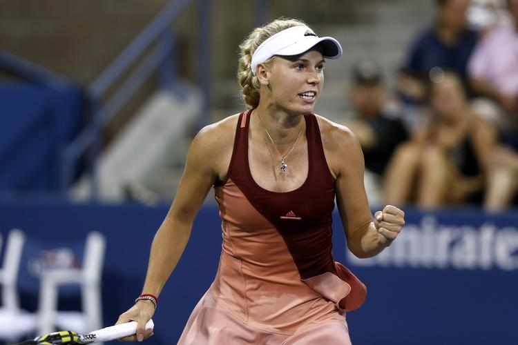 Knytnæve. De små flyvere skabte frustration hos tennisstjernen. 