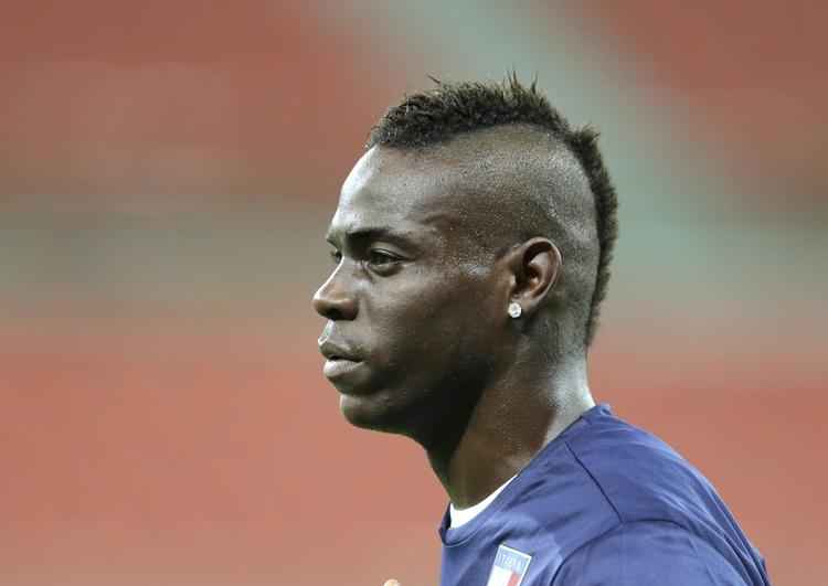 Ny. Balotelli er tilbage i Premier League, hvor han tidligere har spillet for Manchester City. 