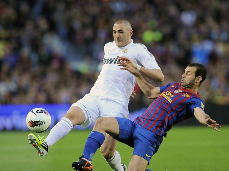 klausul. Den tidligere udskældte Javier Mascherano er blevet en nøglespiller hos Barcelona og havde et flot VM for Argentina. 