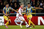 returopgør. Nikolaj Thomsen (midt) var ikke imponeret over APOEL FC, selv om nordjyderne kun fik uafgjort på hjemmebane. 
