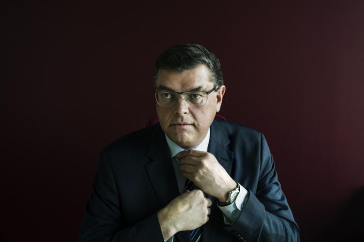 BISTAND. Udviklingsminister Mogens Jensen understreger, at det stadig er »målsætningen« at opjustere udviklingsbistanden til 1 procent af BNI, men påpeger også, at tiden bare ikke er til det lige nu. 