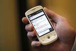 Mobilfusk. Svindlere sender sms'er, der får brugeren til at ringe til et dyrt nummer. 