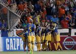 2-0. Apoel jubler efter at have scoret på en af Aab's forsvarskiks. 