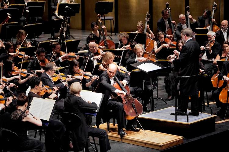 Dynamik. Solisten Truls Mørk fik Elgars knap 100 år gamle cellokoncert til at lyde ganske nutidig. 