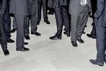 opgradering. Bankdirektører til møde i Finansrådet. De kan glæde sig over, at kreditvurderingsbureauet Moody's ser mere optimistisk på deres branche. 