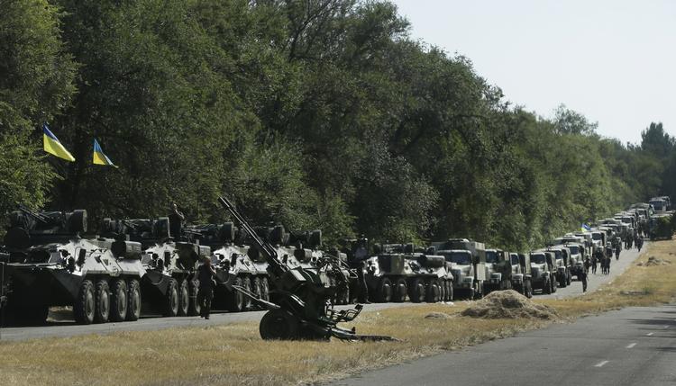 FORSVAR. Ukrainsk militær på vej mod Mariupol og den nye front mod de russisksindede. 