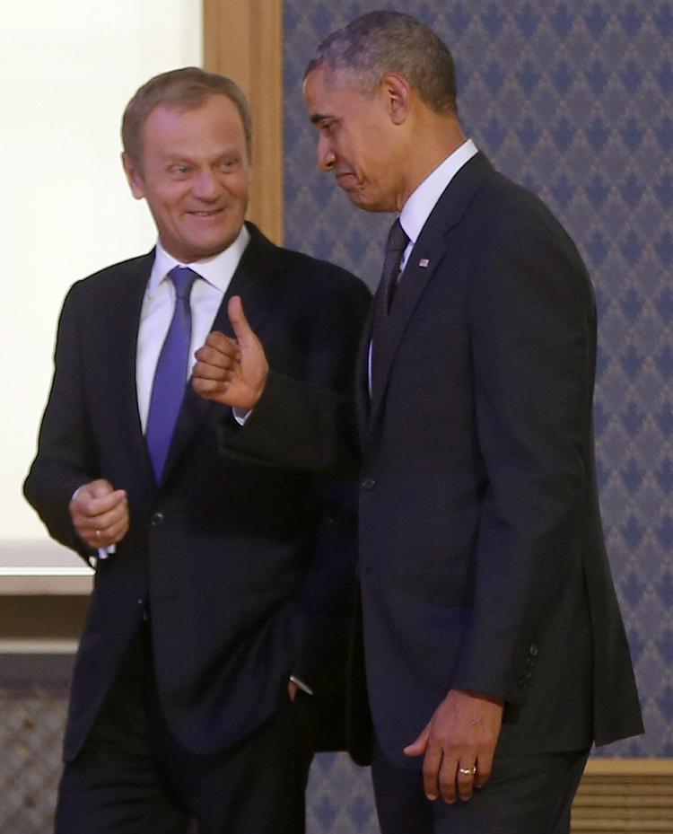 Tusk. USA's præsident Barack Obama giver thumbs up til Polens Donald Tusk. Noget tyder på, at den polske regeringsleder også får samme melding i kampen om posten som ny EU-præsident. 