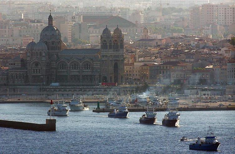 marseille. Serien filmes i Frankrig og er skrevet af Dan Franck. 