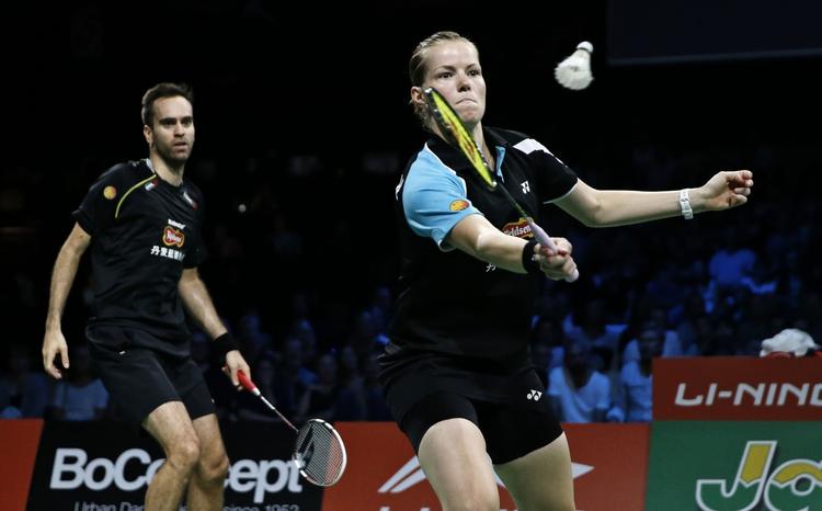 SEMIFINALEKLAR. Mixeddoublen Joachim Fischer og Christianna Pedersen måtte ud i tre tætte sæt for at bekæmpe et indonesisk par. 