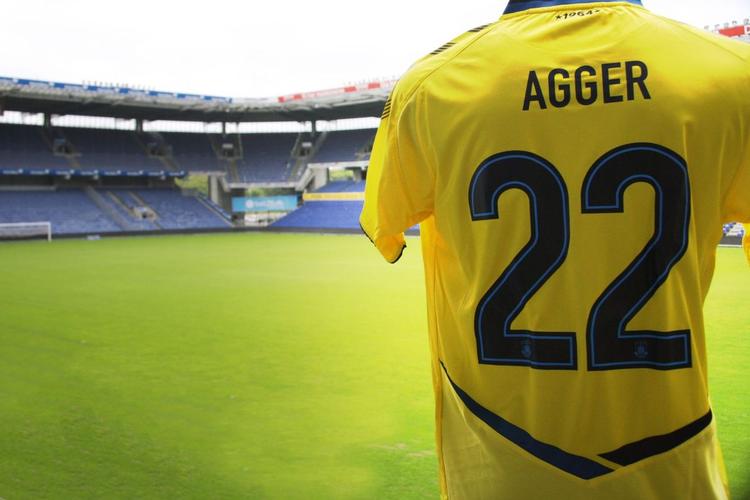 Comeback. Daniel Agger trækker i trøjen i Superligaen for første gang 14. september. 