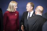 Finale. Den polske regeringsleder, Donald Tusk (th), blev i dag valgt som ny EU-præsident. Det betyder, at Helle Thorning fortsætter som statsminiter i Danmark. 