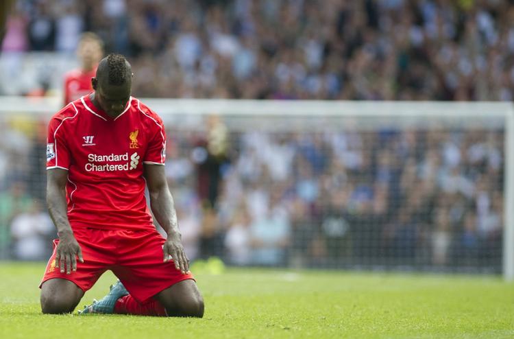 DEBUTANT. Efter et år i Serie A var Mario Balotelli tilbage i Premier League, da Liverpool vandt over Tottenham. 