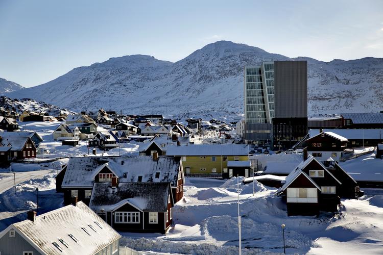Nuuk. Direkte omregnet til danske forhold ville budgetposten for byggeriet svare til 19 milliarder kroner. 