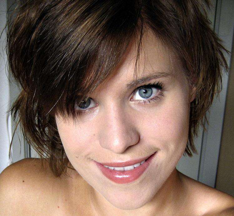 »Jeg må give Rifbjerg en undskyldning«, siger Kirsten Carlsen. 