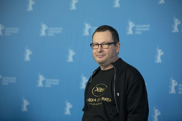 Serielt. De fleste husker sikkert Lars von Triers thrillerserie 'Riget'. Om hans nye tv-serie er i samme genre, ved vi endnu ikke. 
