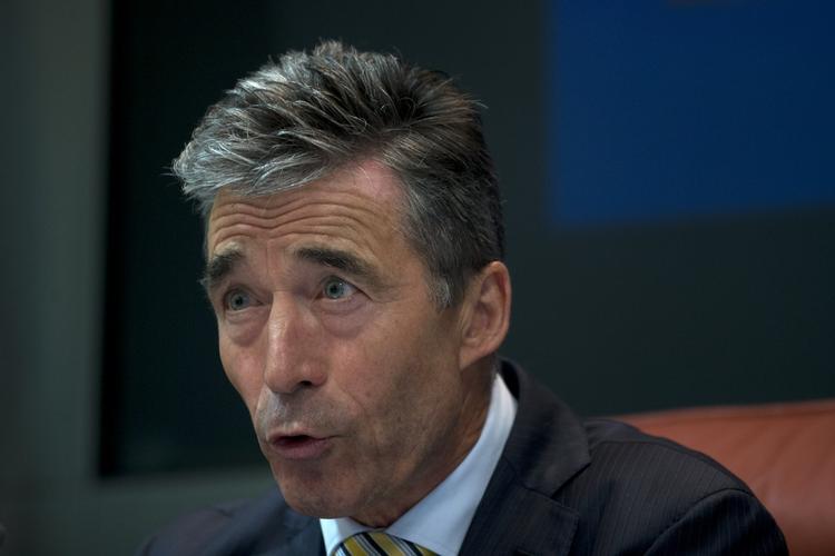 reaktion. Natos generalsekretær Anders Fogh Rasmussen har i dag oplyst, at Nato planlægger at etablere en hurtigtudrykkende reaktionsstyrke i Østeuropa. Planerne ventes at blive godkendt på et topmøde i forsvarsalliancen senere på ugen. 