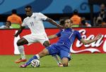 Offensivt. Arsenal blev en VM-spiller rigere med købet af Danny Welbeck (t.v.) fra Manchester United. 