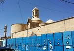 Besat. På toppen af denne kirke i Mosul i Nordirak var der for få uger siden et kors. Da IS besatte kirken, fjernede de det kristne symbol. 