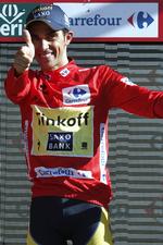 skarp. Alberto Contador kom i mål på fjerdepladsen på dagens etape og fører fortsat Vueltaen. 