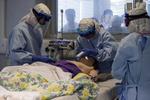 værre. Næsten 2.000 mennesker er døde af ebola, og dermed er dødstallet nu højere end ved de tidligere epidemier, som brød ud, da sygdommen først blev opdaget i 1976. 