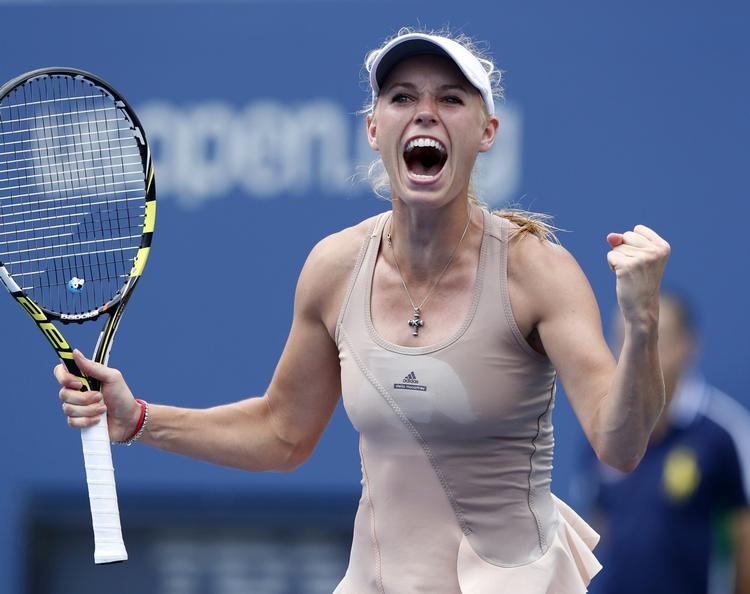 gnist. Fokus er vendt tilbage i Caroline Wozniackis tennis, som også er blevet mere aggressiv og offensiv. 